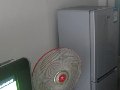 二手家电及家具出售 冰箱、康佳电视、落地风扇等